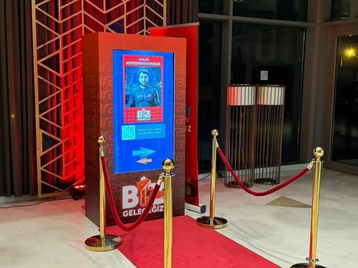 Kirala Bizden Yapay Zekâ Booth fotoğraf aktivitesi kiralama