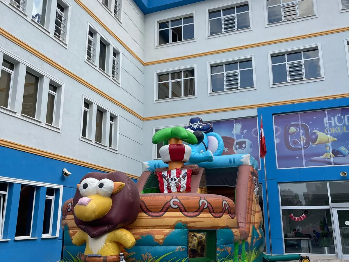 Kirala Bizden Korsan Gemisi şişme oyun alanı kiralama