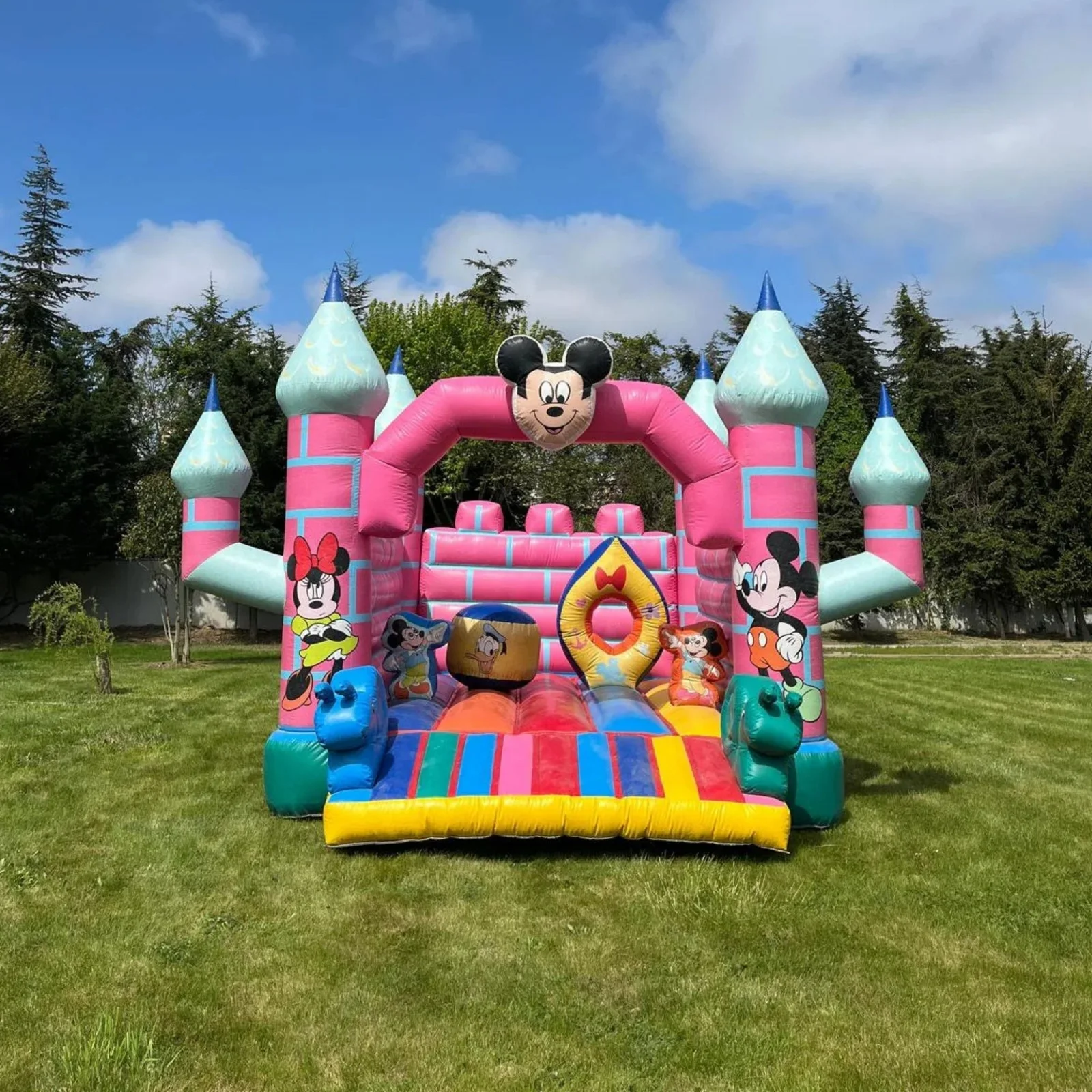 Mickey Mouse Zıp Zıp kiralama — Kirala Bizden