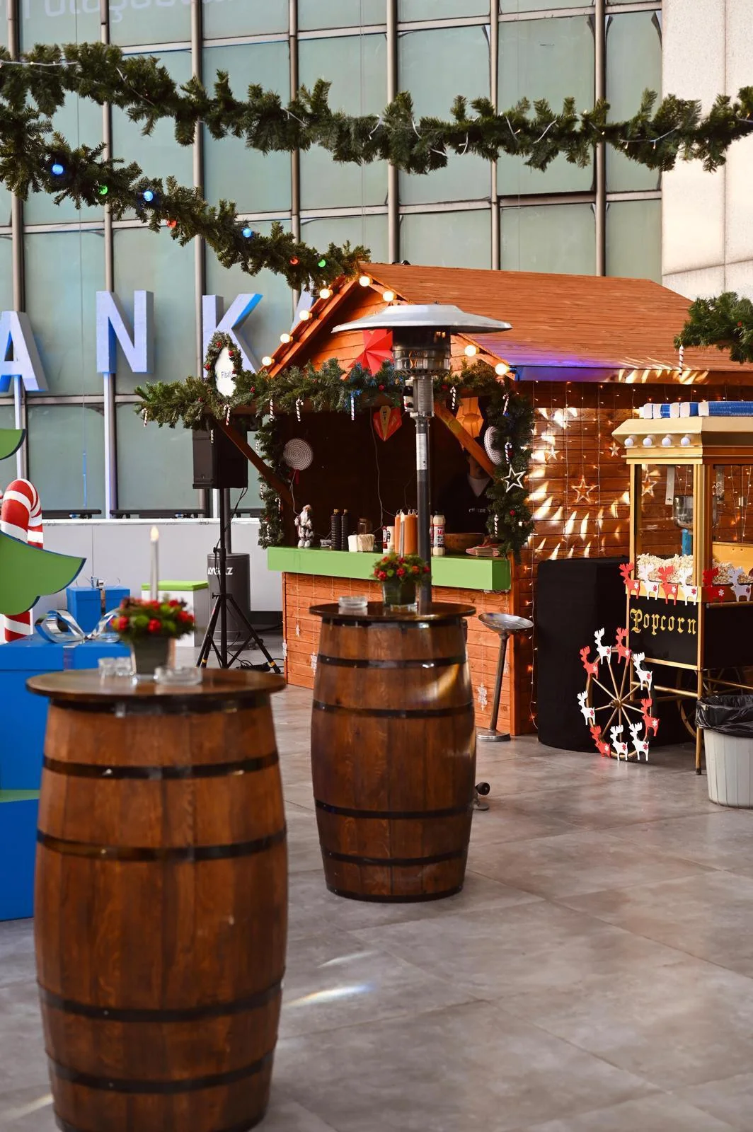 Ahşap Fıçı Varil Bistro Masa kiralama — görsel 2