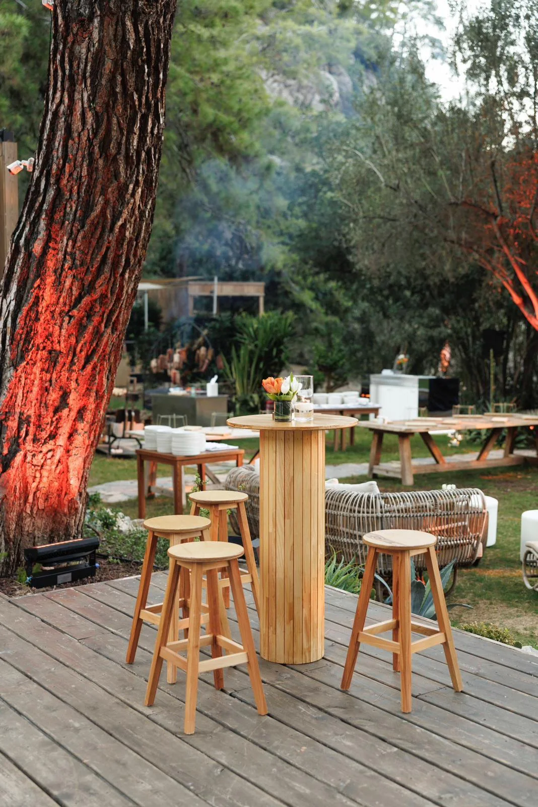 Qua Bistro Masa kiralama — görsel 2