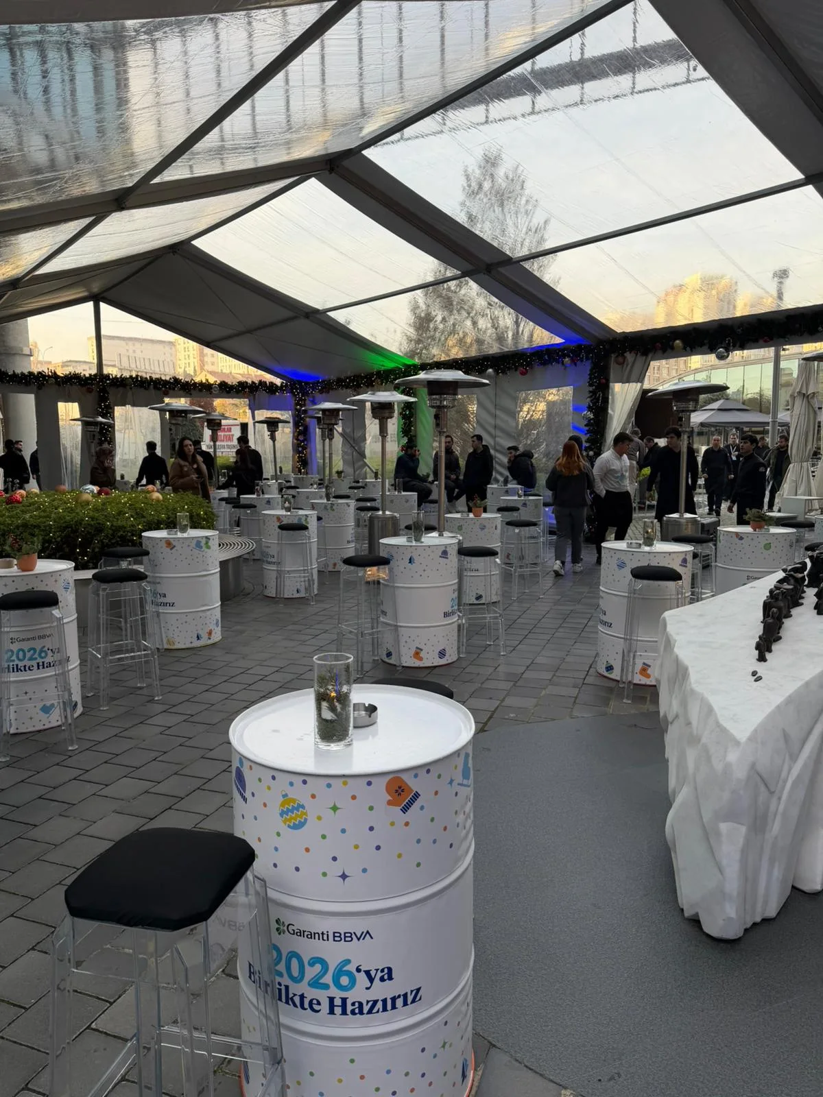 Varil Bistro Masa kiralama — görsel 3