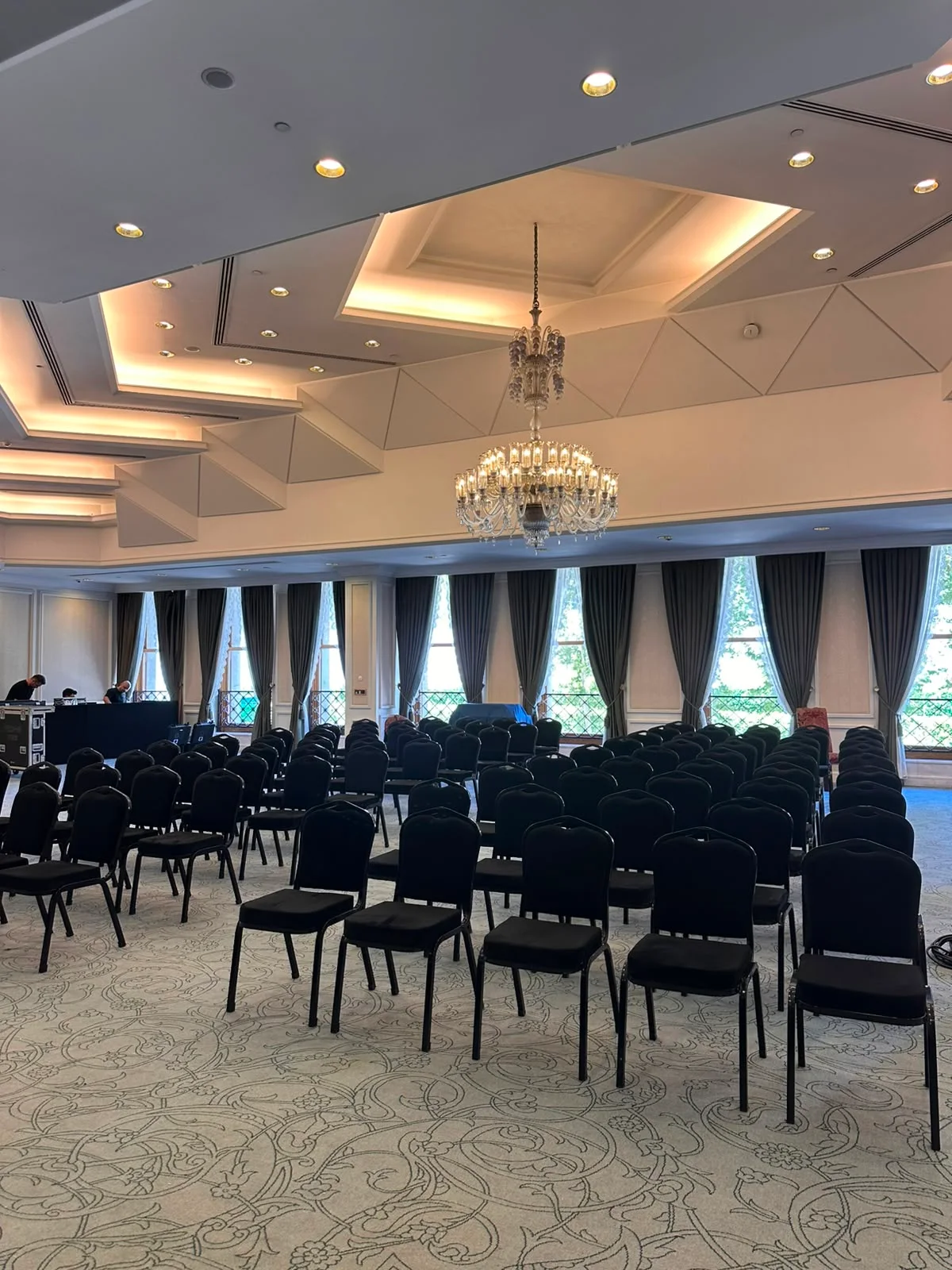 Hilton Sandalye Siyah kiralama — görsel 3